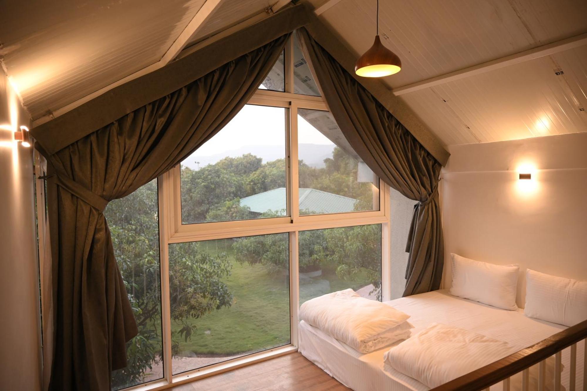 Mango Leaf Lake Resort Malkhed Extérieur photo